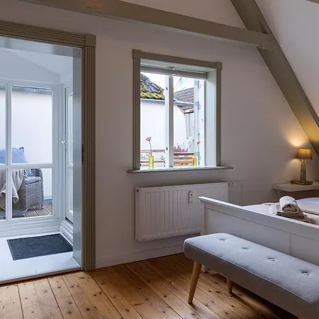 Stadthaus Holiday home *